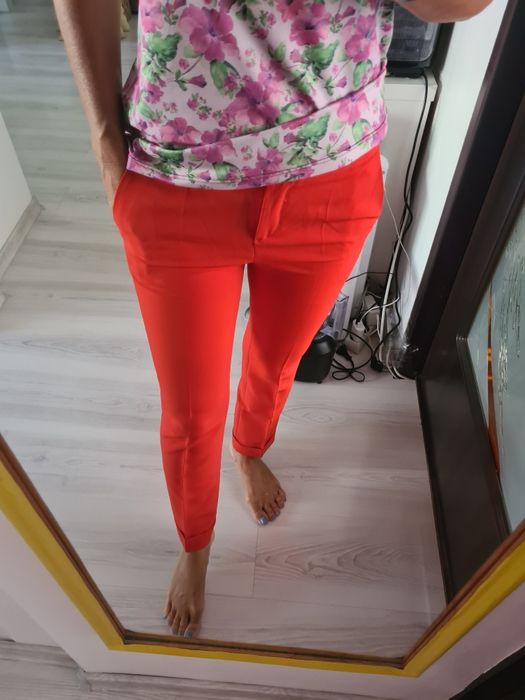 Pantaloni Xs stare foarte buna
