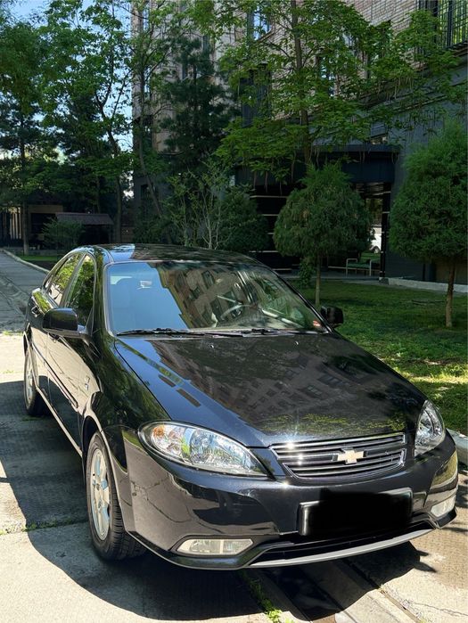 Chevrolet Gentra 23/24 черный,без люка пробег19300