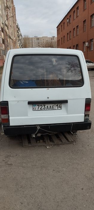 Продам машину бусик