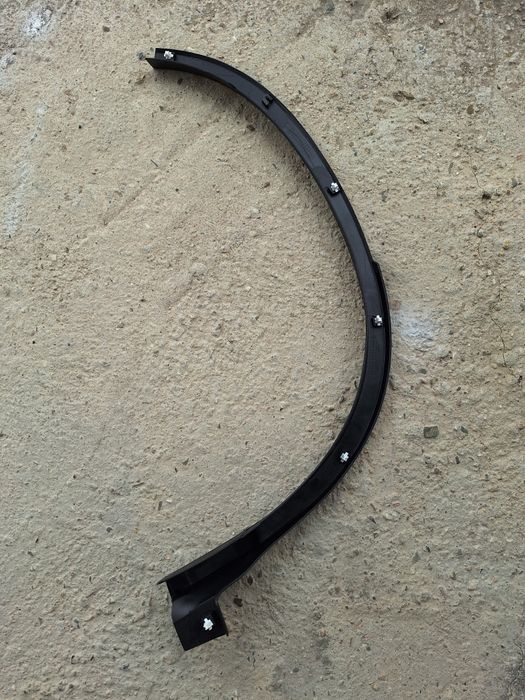 Лайсна за преден калник ЦРВ 3