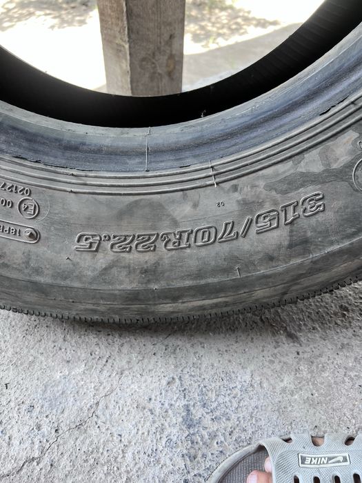 315/70R22.5 LONGMARCH balon 2 ta jup holati yaxshi tishlari 20 30 %