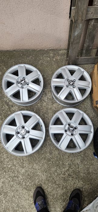 4/100/16 dacia dokker sandero jogger ал.джанти за дачия 16 цола