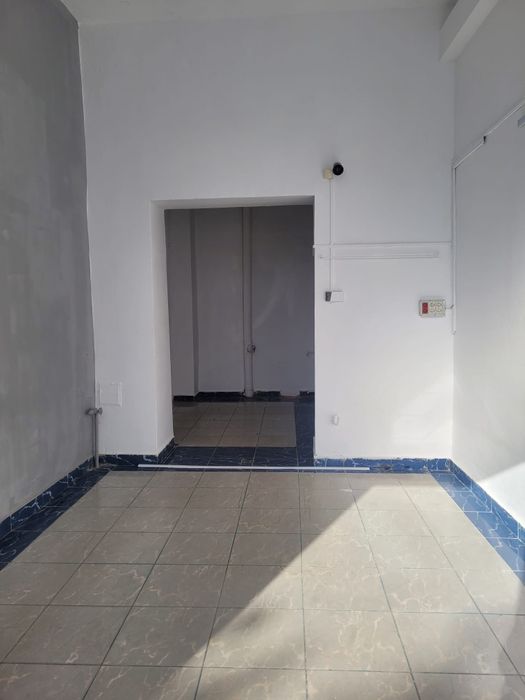 Vand spatiu comercial in zona garii
