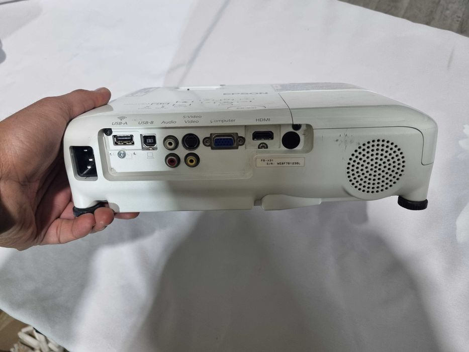 Проектор Epson EB-X31