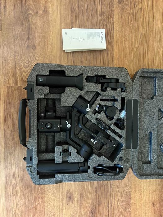 Фотоапарат Canon m50 комплект с обективи и аксесоари