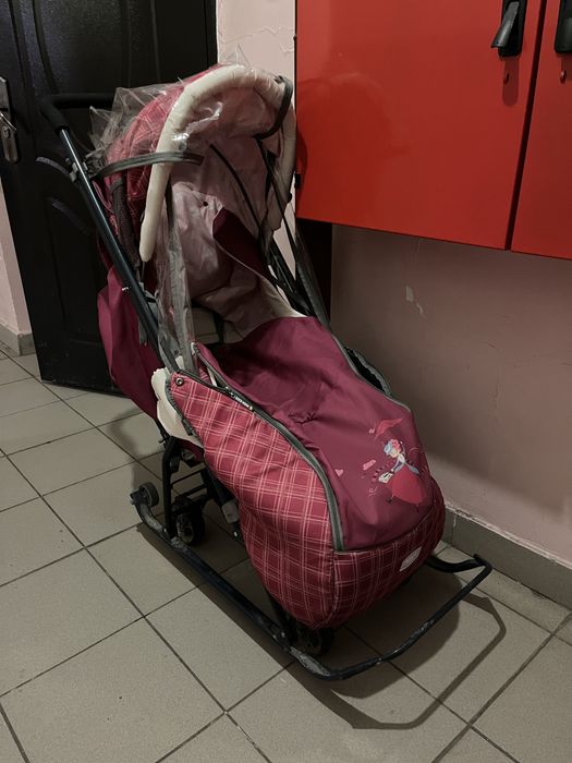 Продам санки-коляску в отличном состоянии