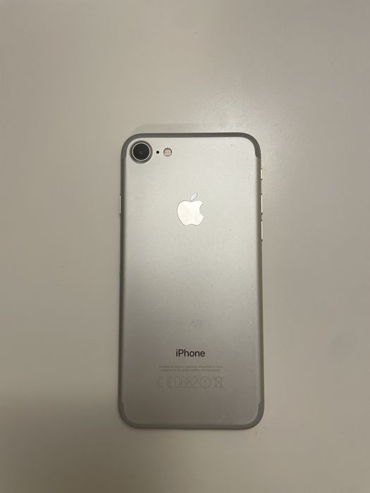 Iphone 7      128 gb
