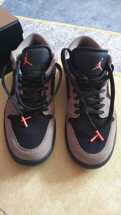 Nike AirJordan 1 Low SE.