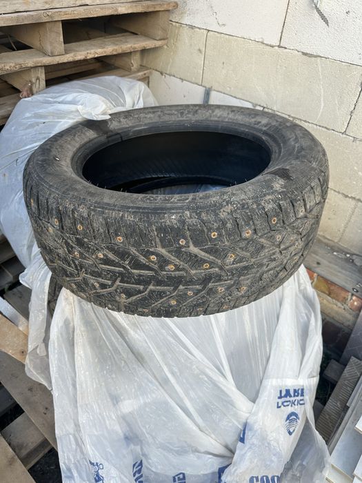 Продам зимние шины б/у