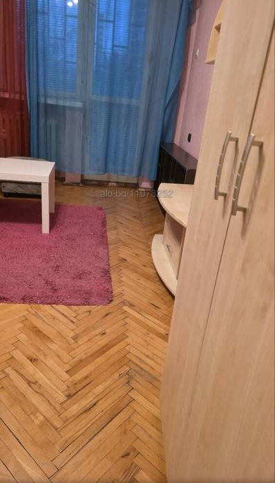 Просторна стая с тераса в Красна поляна 2, за жена