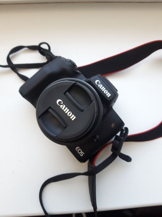 Фото аппарат canon m50