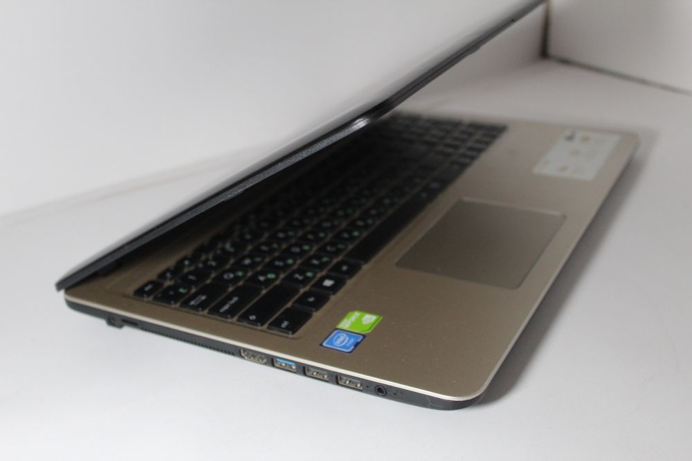 Ноутбук ASUS б/у