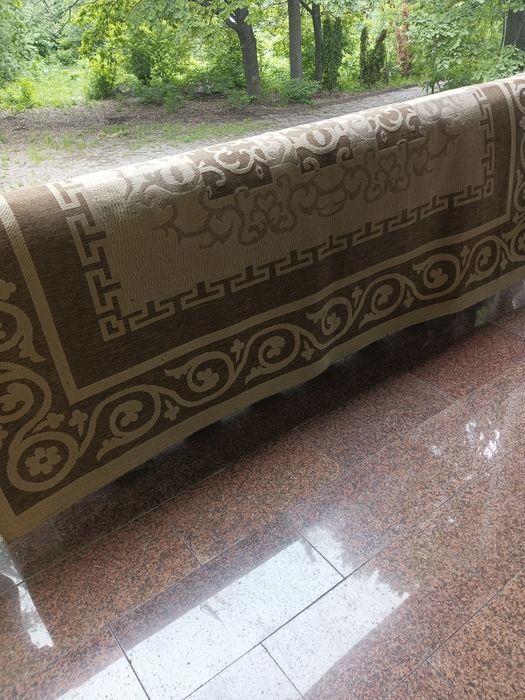 Палас 2Х3. В отличном состоянии