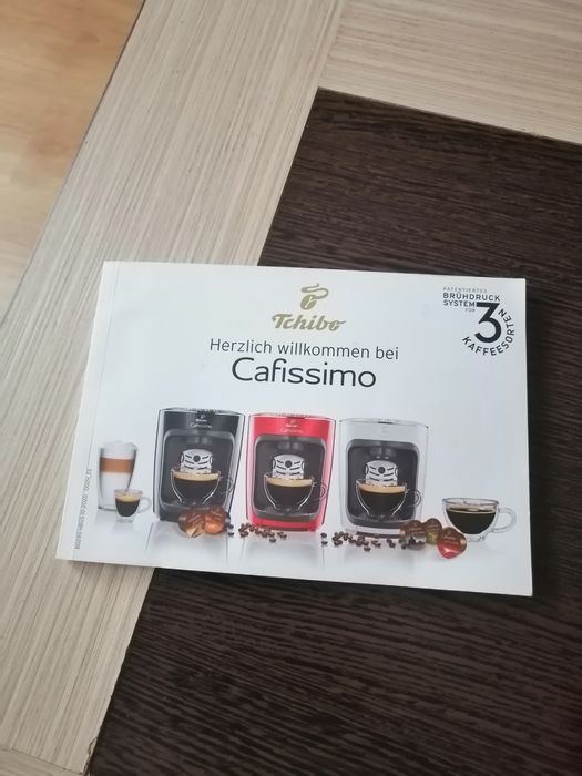 Vând espressor Tchibo Cafissimo.