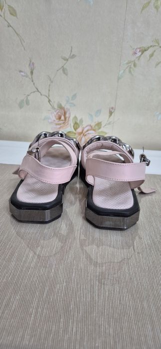 Sandale piele naturala marimea 36