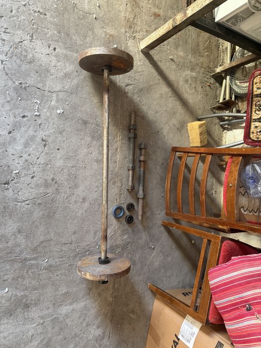 Продам штангу 28кг+самодельные гантели.