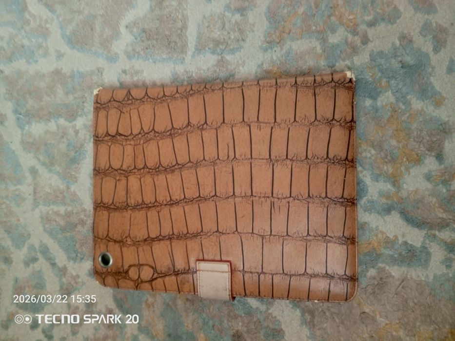 Продам чехол для IPad