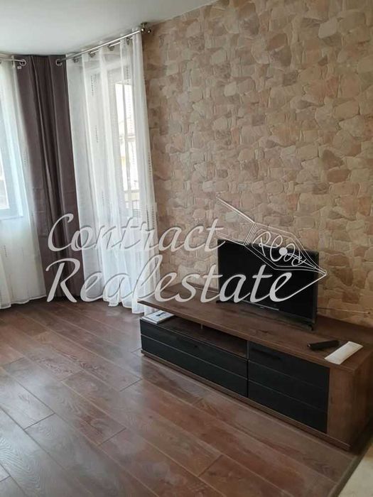 Дава се под наем Двустаен апартамент в Варна, Левски - 65 кв.м за 535.5 € - Снимка #2