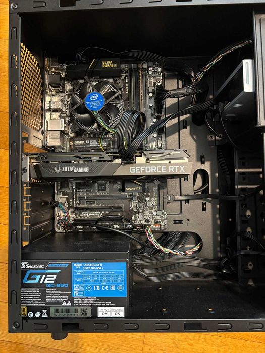 Геймърски компютър - Intel Core i7, 3060 TI, SSD Samsung