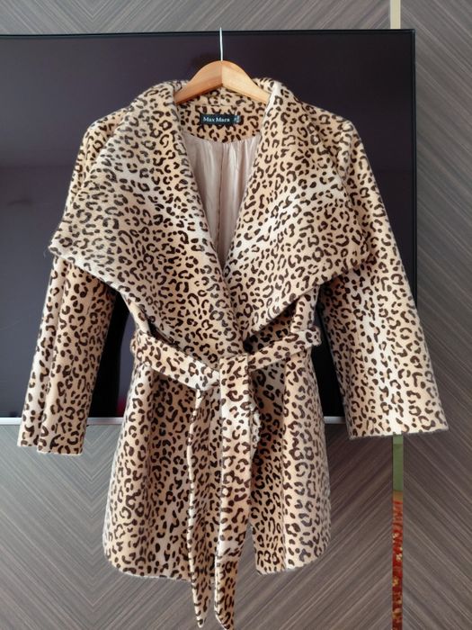 Пальто  42-44 размер