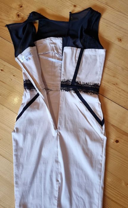 Рокля Paper Dolls London