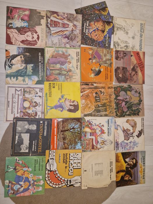 Vand colectie viniluri