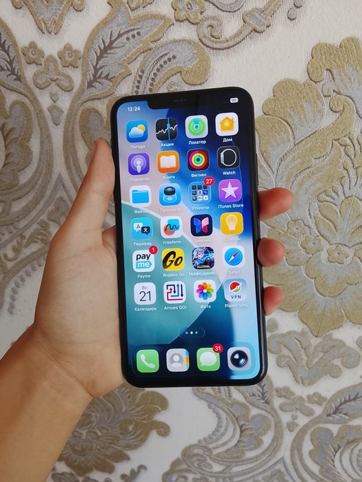 iPhone 11 max dakument karobka bilan