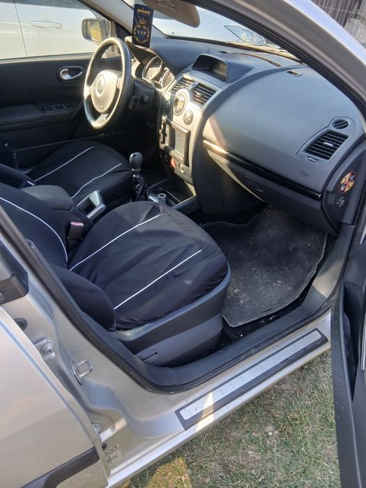 Vând renault megane 2 1.9 dci facelift