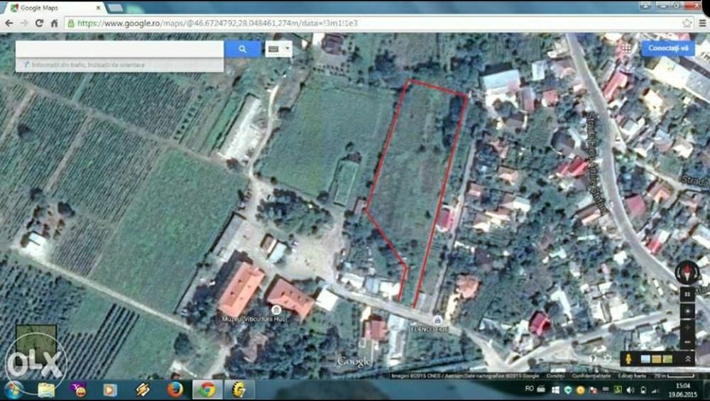 Teren intravilan centru + casa Husi