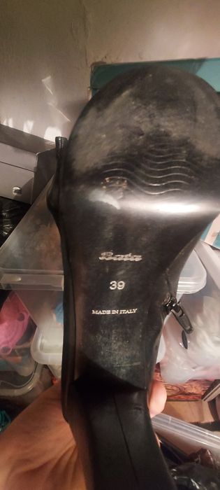 Ghetute din piele Bata, cu toc de 10 cm