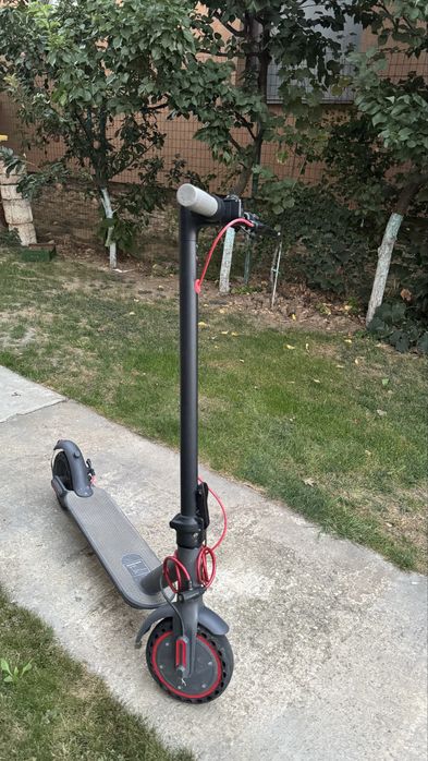 Trotineta electrica Aovo Pro