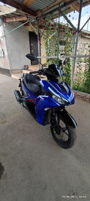 Скутер в отличном состоянии