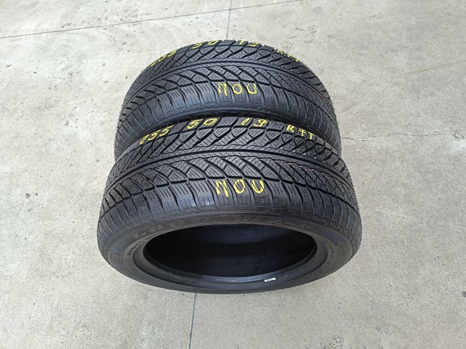 Doua anvelope noi de iarna 255 50 19 goodyear ultra grip run flat