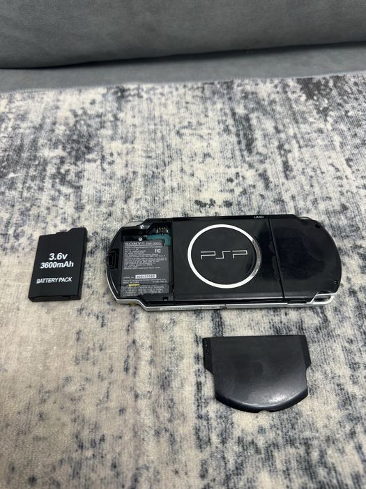 Продам приставку psp3000