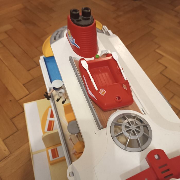 Пасажерски кораб Playmobil