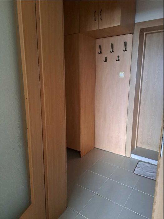 Дава се под наем Тристаен апартамент в Варна, Център - 90 кв.м за 618.12 € - Снимка #4