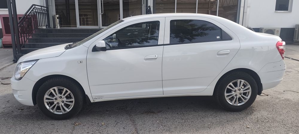 Chevrolet Cobalt 2024 — 3