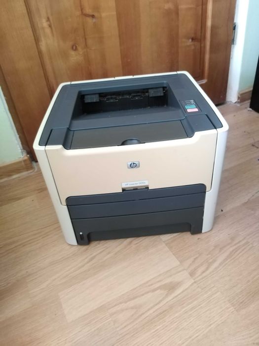 Imprimante laser HP 3005dn si HP 1320n, cu duplex, retea