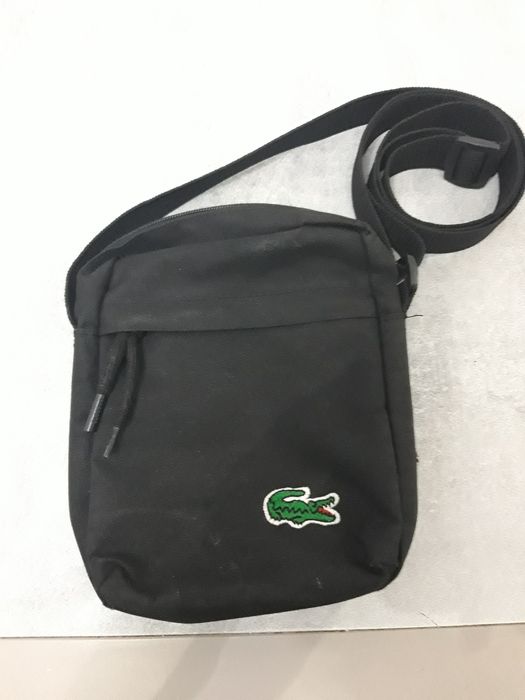 Vand borseta lacoste