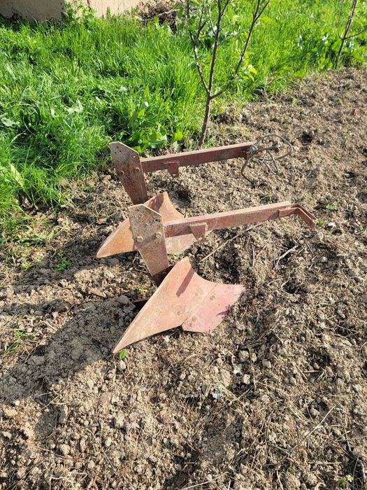 пулик корпус сотилади