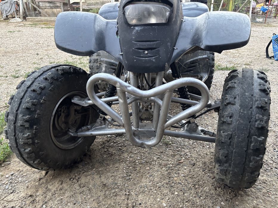 De vanzare atv 250cc