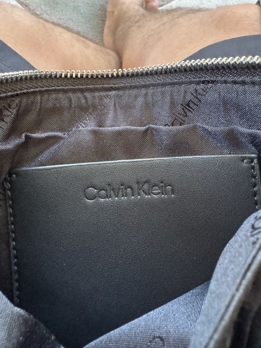 Calvin Klein Дамска чанта за рамо Ck Must Klein