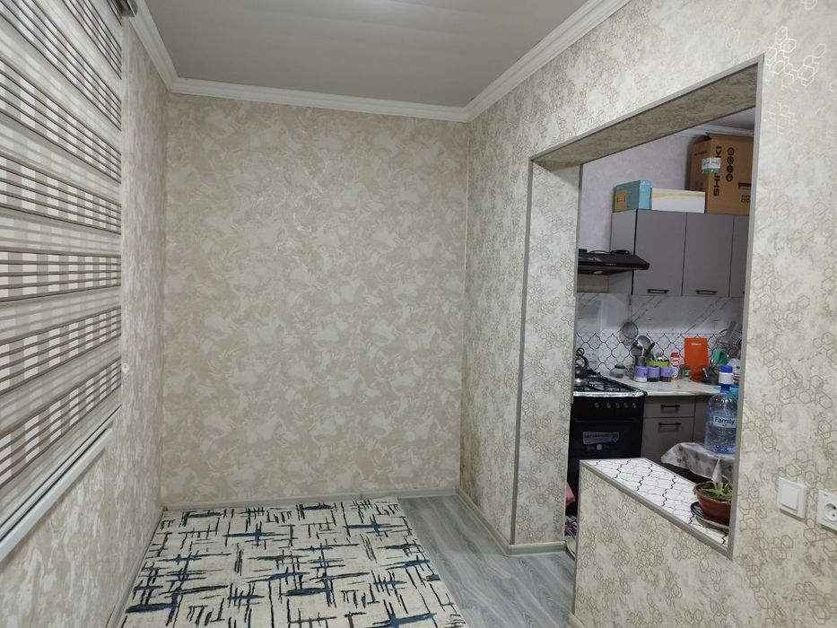 2/1/5 Сергели 2. Квартира 58 м², с ремонтом. Есть огород. Метро 500 м.