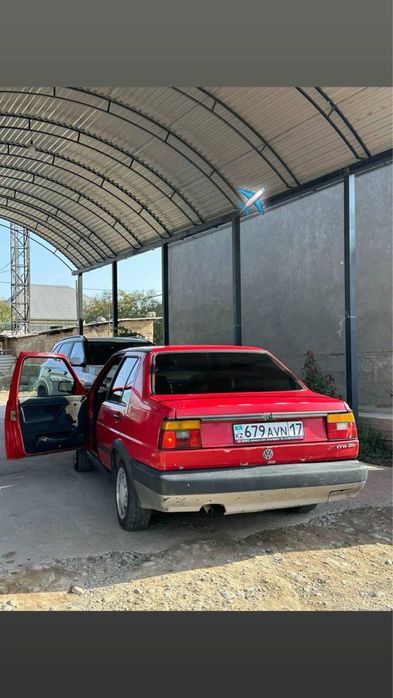 Сатылымда жігіттер