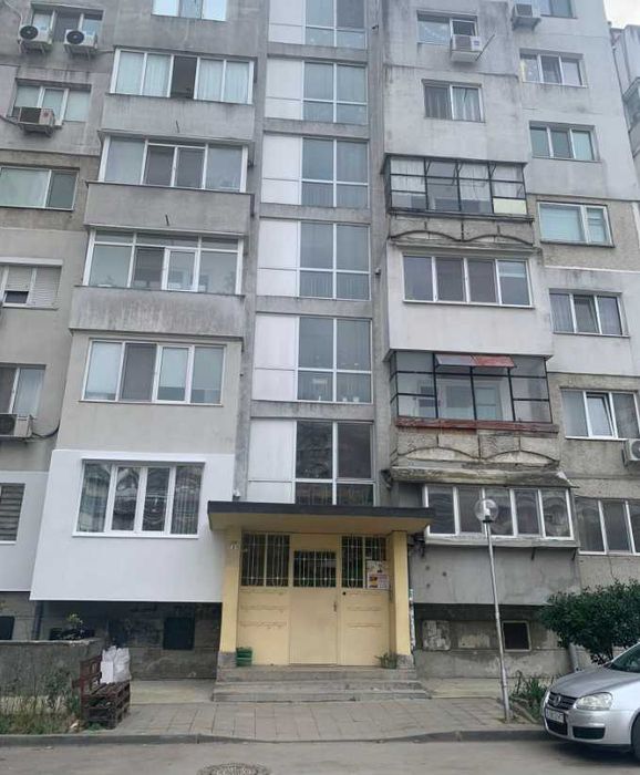 Продава се Тристаен апартамент в Варна, Младост 1 - 68 кв.м за 1050 €/кв.м - Снимка #13