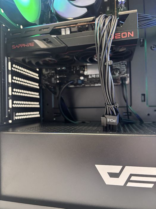Геймърски компютър AMD Ryzen 5 3600,AMD RX 6600 8GB, 16GB, 256GB SSD