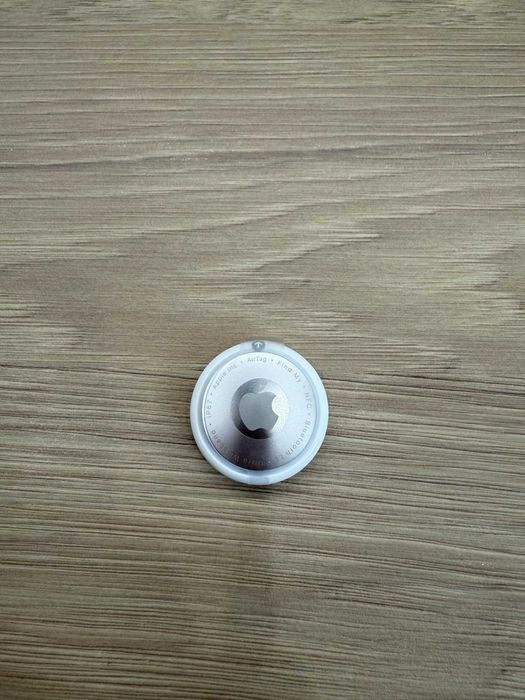 Apple Airtag, нов неактивиран