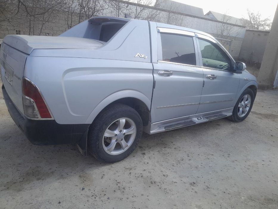 Inamarka sanyon avtomobili sotiladi