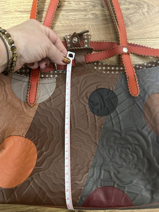 И още една уникална чанта ,произведена със стил и грижа за жената