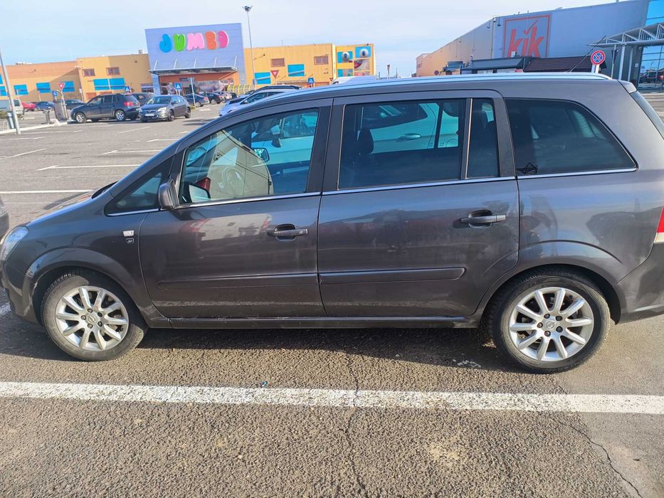 Vând sau schimb cu golf 5